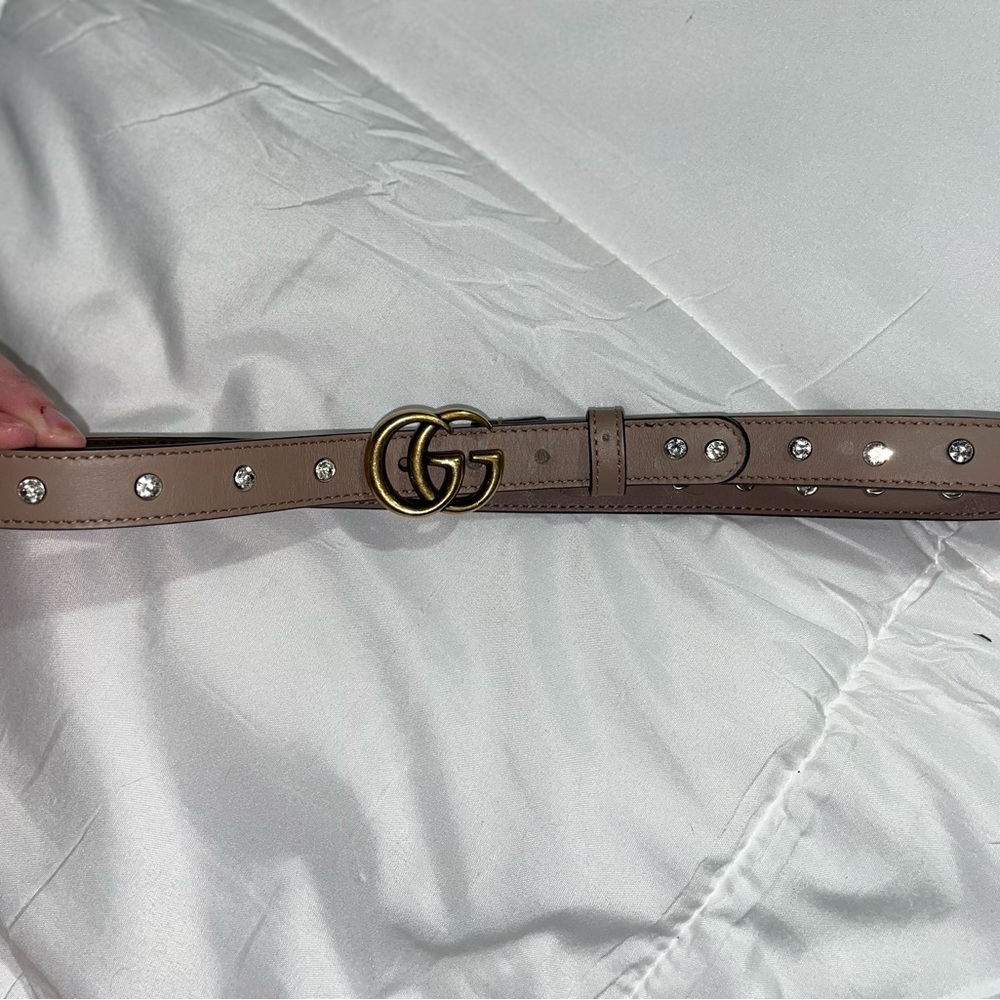 Authentic women’s gucci belt